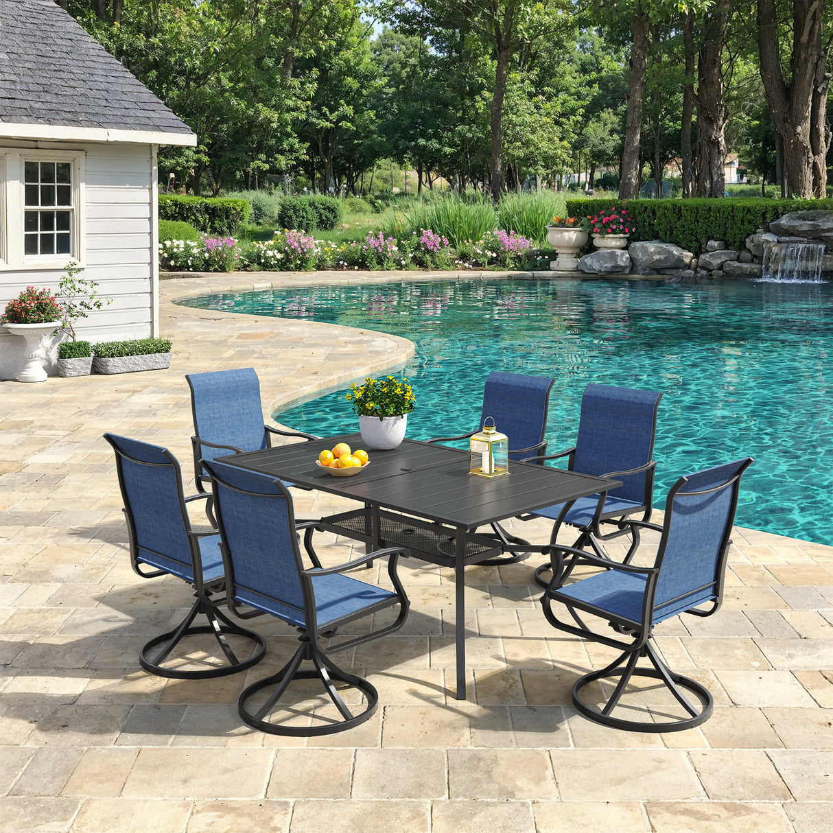 Vicllax Mesa de comedor de exterior para 6 personas, mesa de listones de acero curvado de metal para patio con orificio para sombrilla