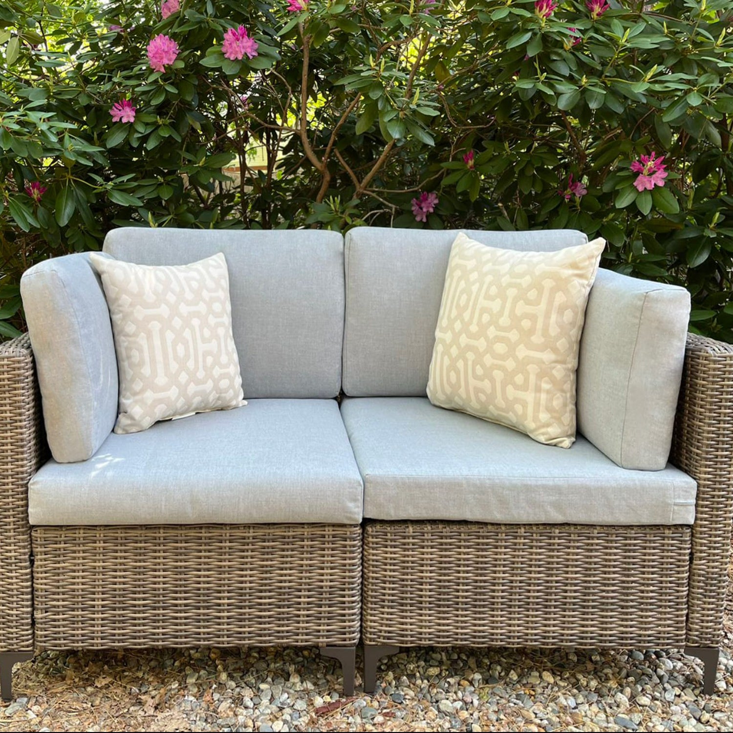 Vicllax Juego de sofás seccionales de ratán marrón de aluminio para exteriores, Juego de sofás seccionales para patio