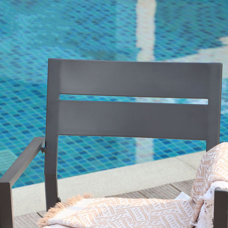 Vicllax Sillas de comedor apilables de metal negro para patio al aire libre