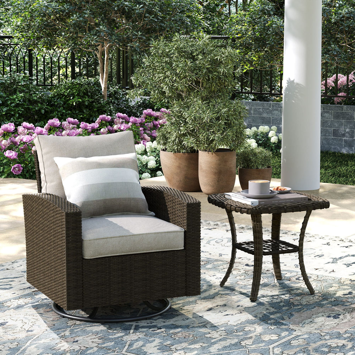 Vicllax Patio Sofa, Wicker Swivel Sofa Chairs, Rattan Sun-Drenched Lounge Seating